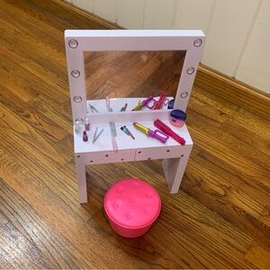 Our Generation Dolls Glam Glow Light Up Vanity 18” Dolls American Girl Journey